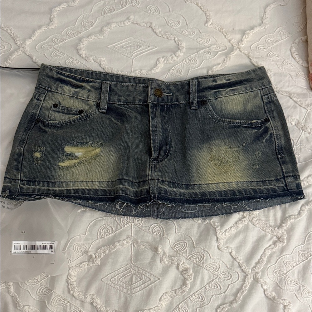 SHEIN Black Washed Distressed Mini Denim Skirt with Yellow Fade Accents